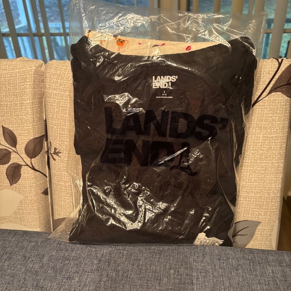 Lands End Women “Halloween” Dog and Cat Pajama Set - Picture 3 of 4